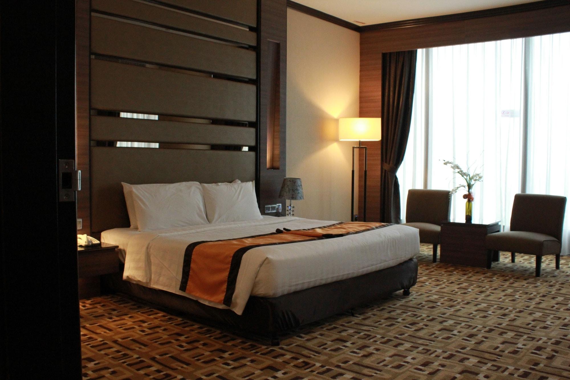 Grand Paragon Hotel Johor Bahru Exterior photo