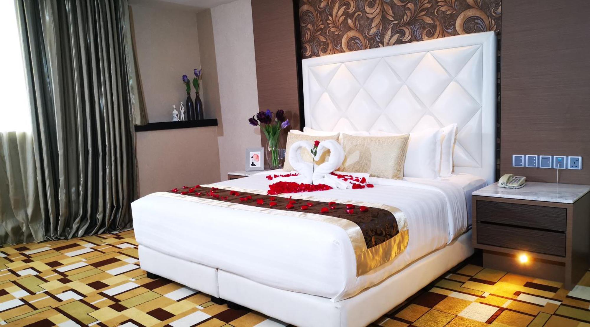 Grand Paragon Hotel Johor Bahru Exterior photo