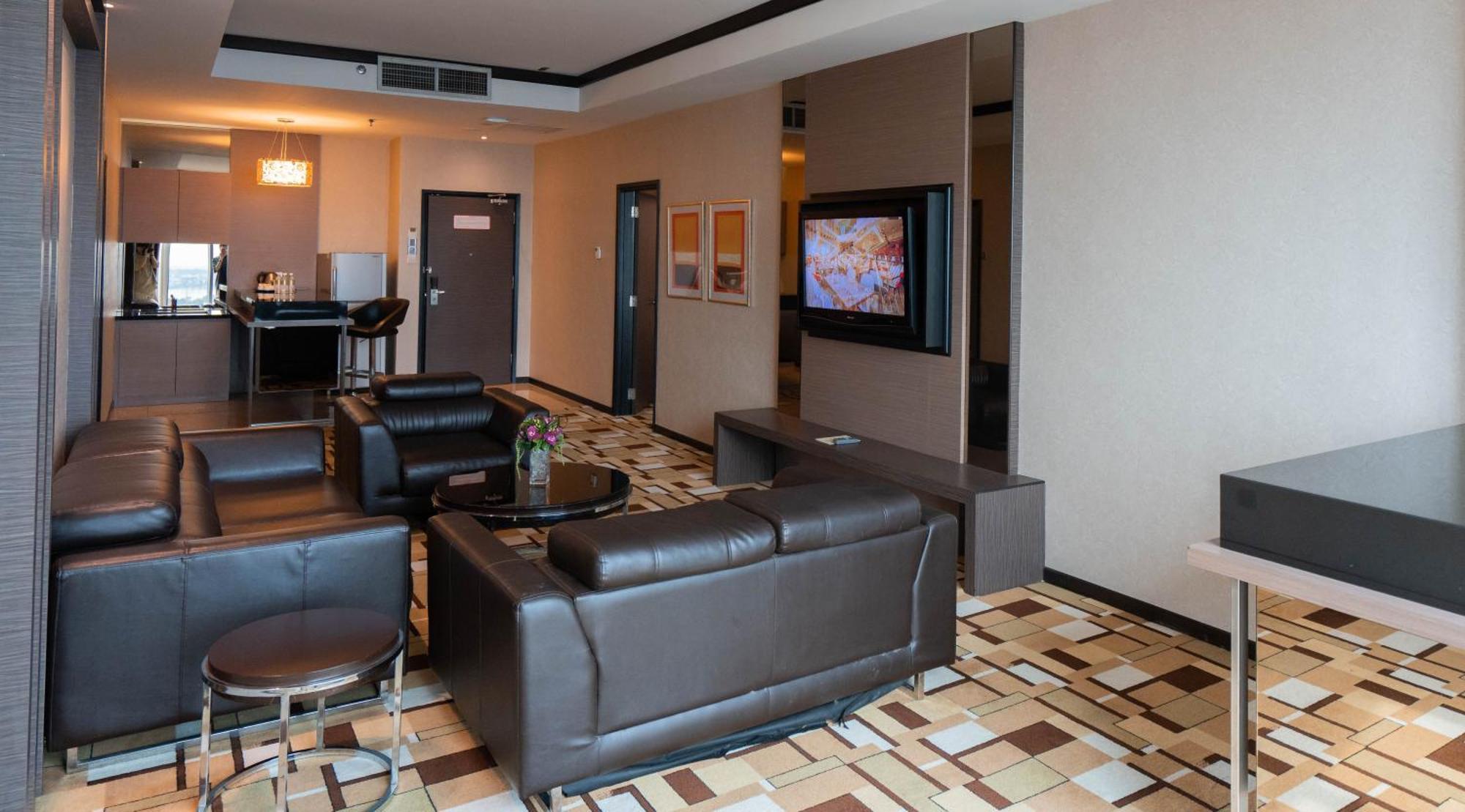 Grand Paragon Hotel Johor Bahru Exterior photo